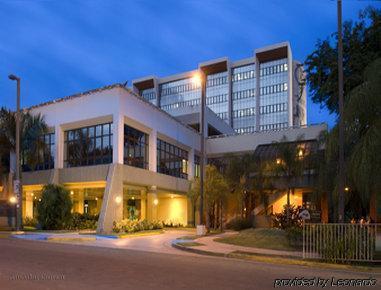 Howard Johnson By Wyndham San Juan Centro Cardiovascular Εξωτερικό φωτογραφία